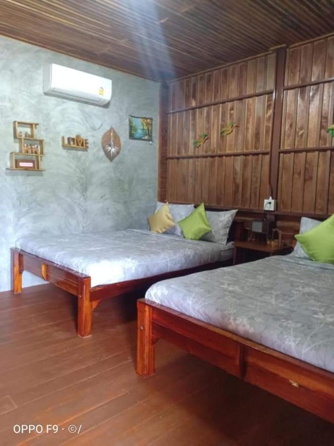 เรือนไทยใจสุขเอ๋ย Hotel Ban Bang Wa Exterior foto
